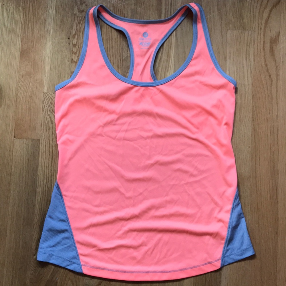 Old Navy Semi-Fitted Active Tank Top